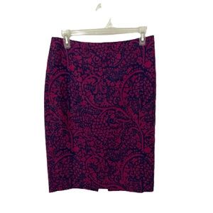 Ann Taylor Woman’s Pencil Skirt Purple, Sz 4